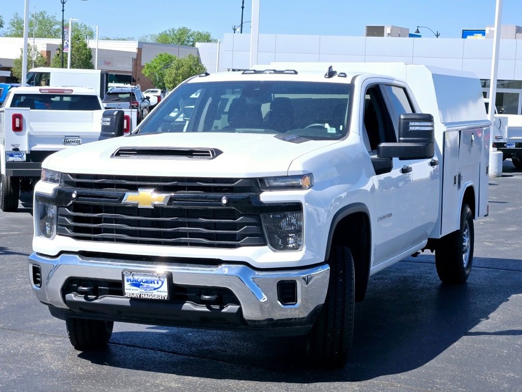 2024 CHEVROLET SILVERADO HD - Image 3