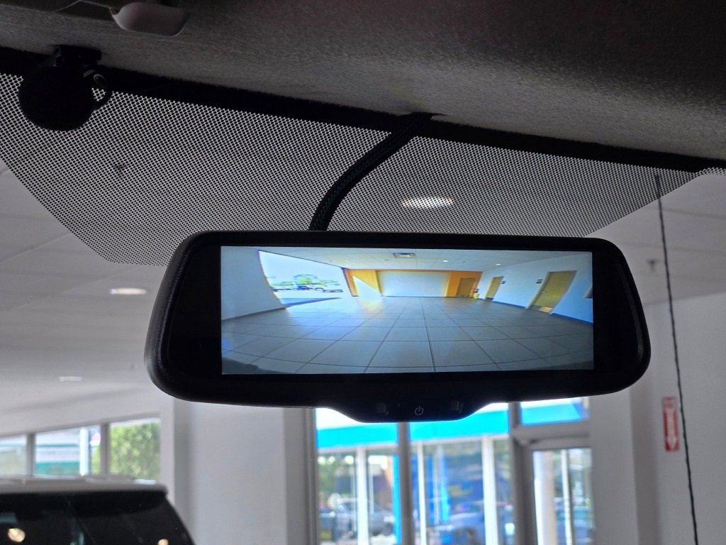 2025 CHEVROLET EXPRESS - Image 19