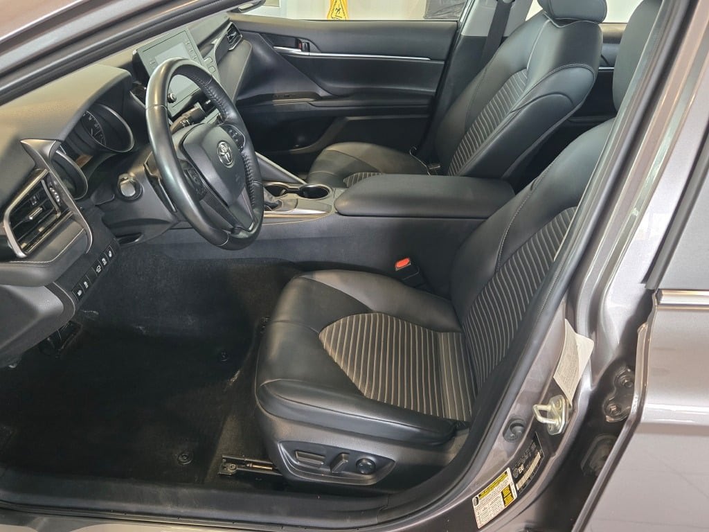 2024 Toyota Camry SE - Photo 19