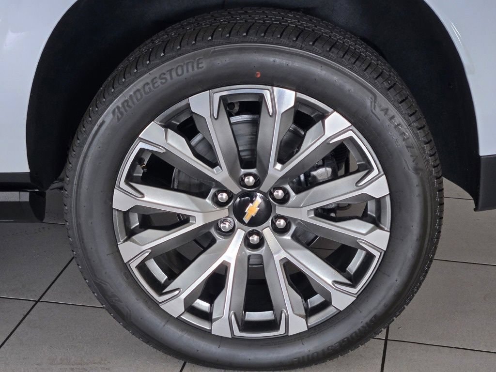 2026 Chevrolet Suburban High Country - Photo 20
