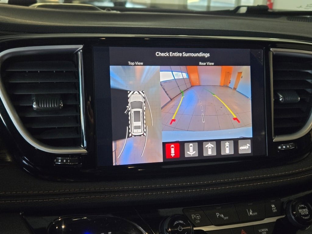 2021 CHRYSLER PACIFICA - Image 37