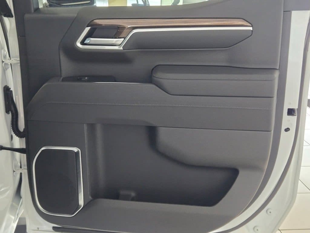 2026 Chevrolet Silverado 1500 RST - Photo 9
