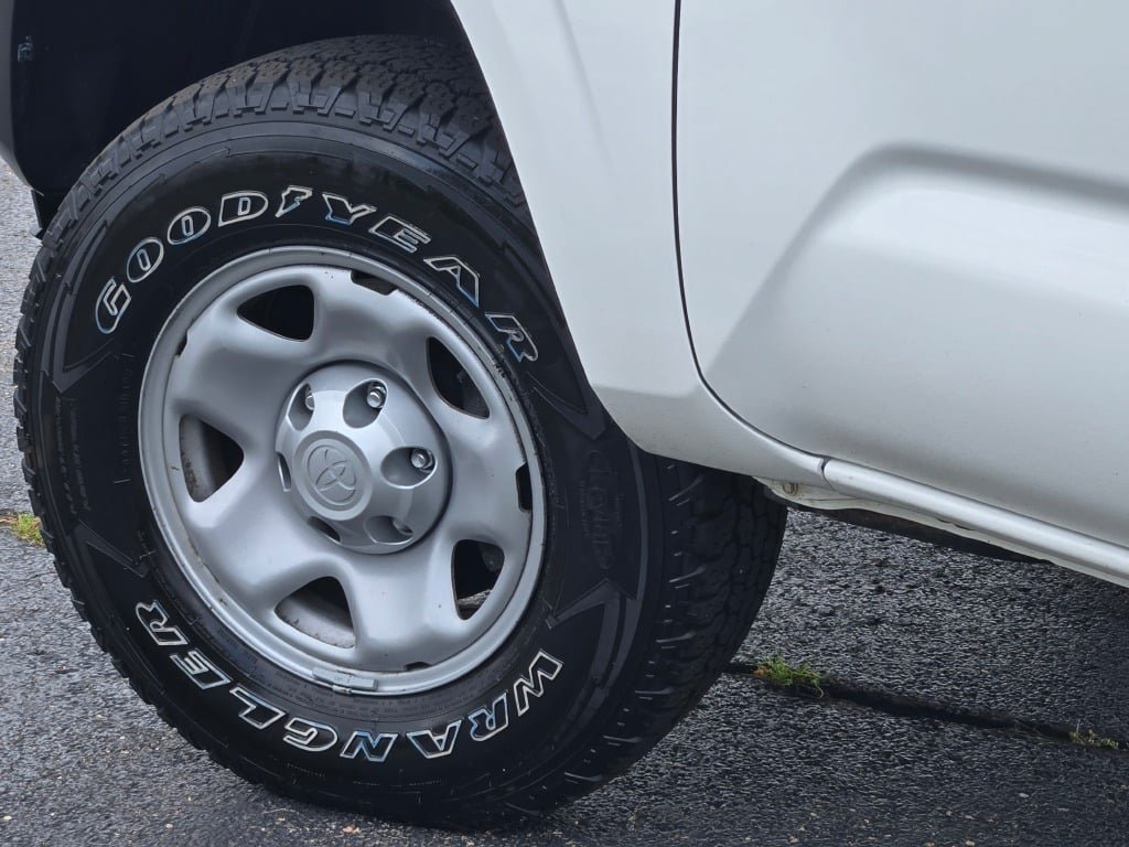 2021 Toyota Tacoma SR - Photo 19