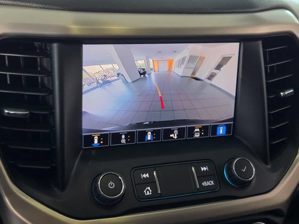 2023 GMC Acadia Denali - Photo 28