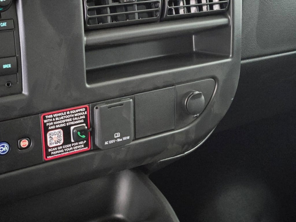 2025 CHEVROLET EXPRESS - Image 19