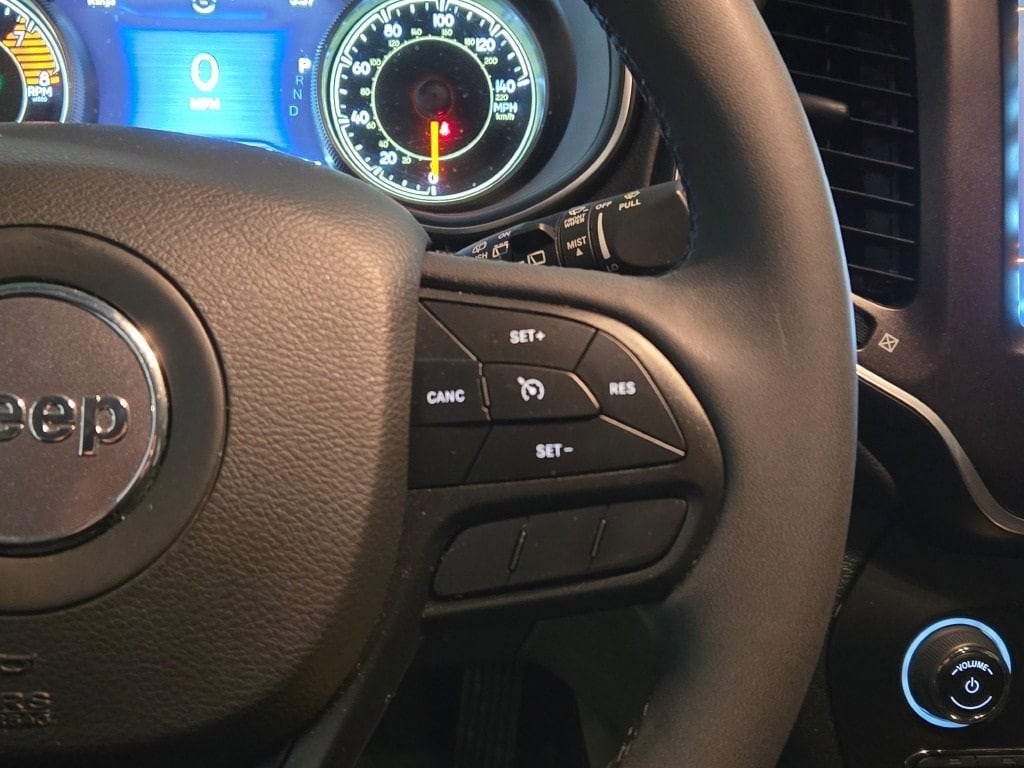 2021 JEEP CHEROKEE - Image 30