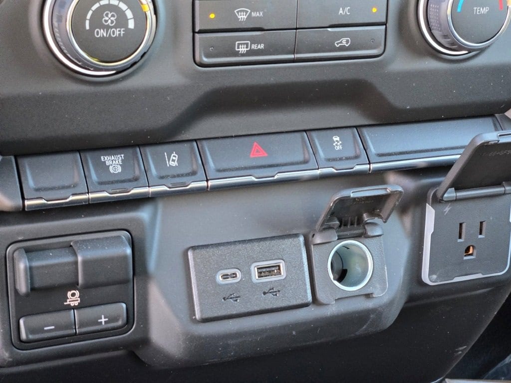 2026 CHEVROLET SILVERADO HD - Image 23