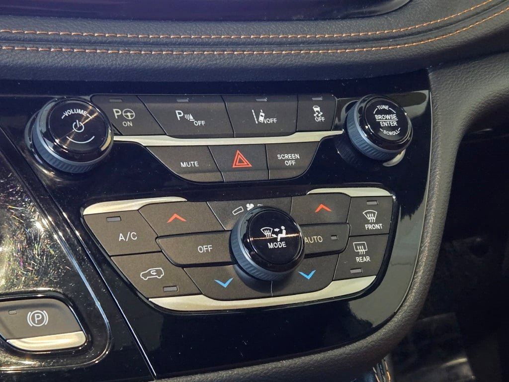 2021 CHRYSLER PACIFICA - Image 31