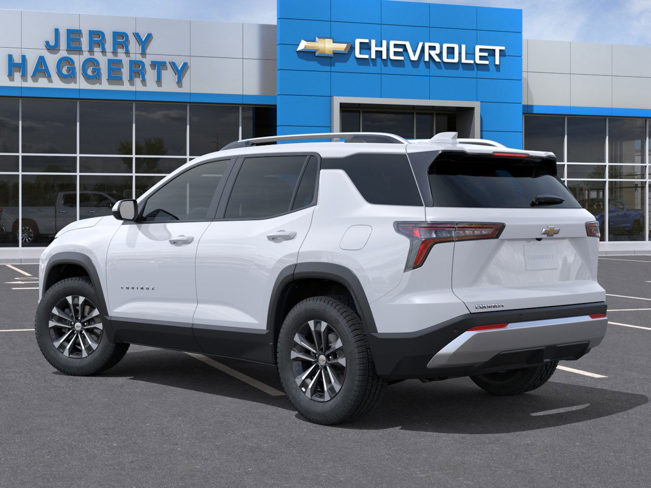 2025 Chevrolet Equinox LT photo 3