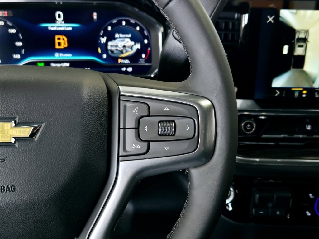 2025 CHEVROLET SILVERADO HD - Image 29