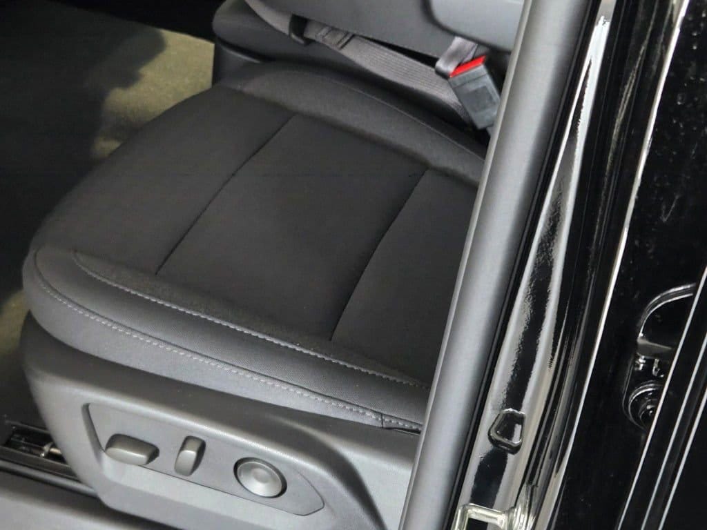 2026 Chevrolet Silverado 1500 LT - Photo 19