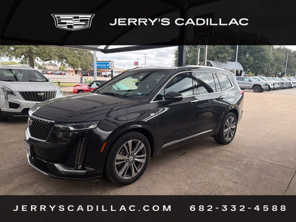  CADILLAC XT6