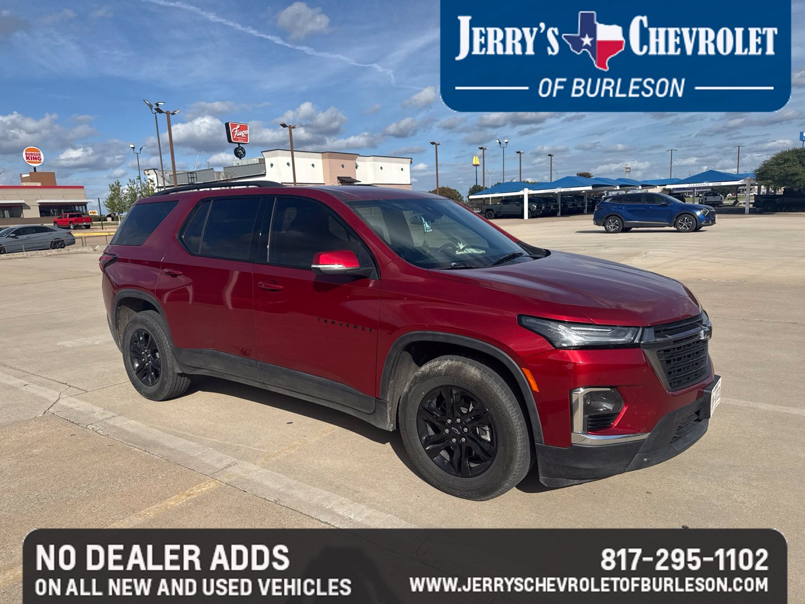 Used 2023 Chevrolet Traverse LT SUV