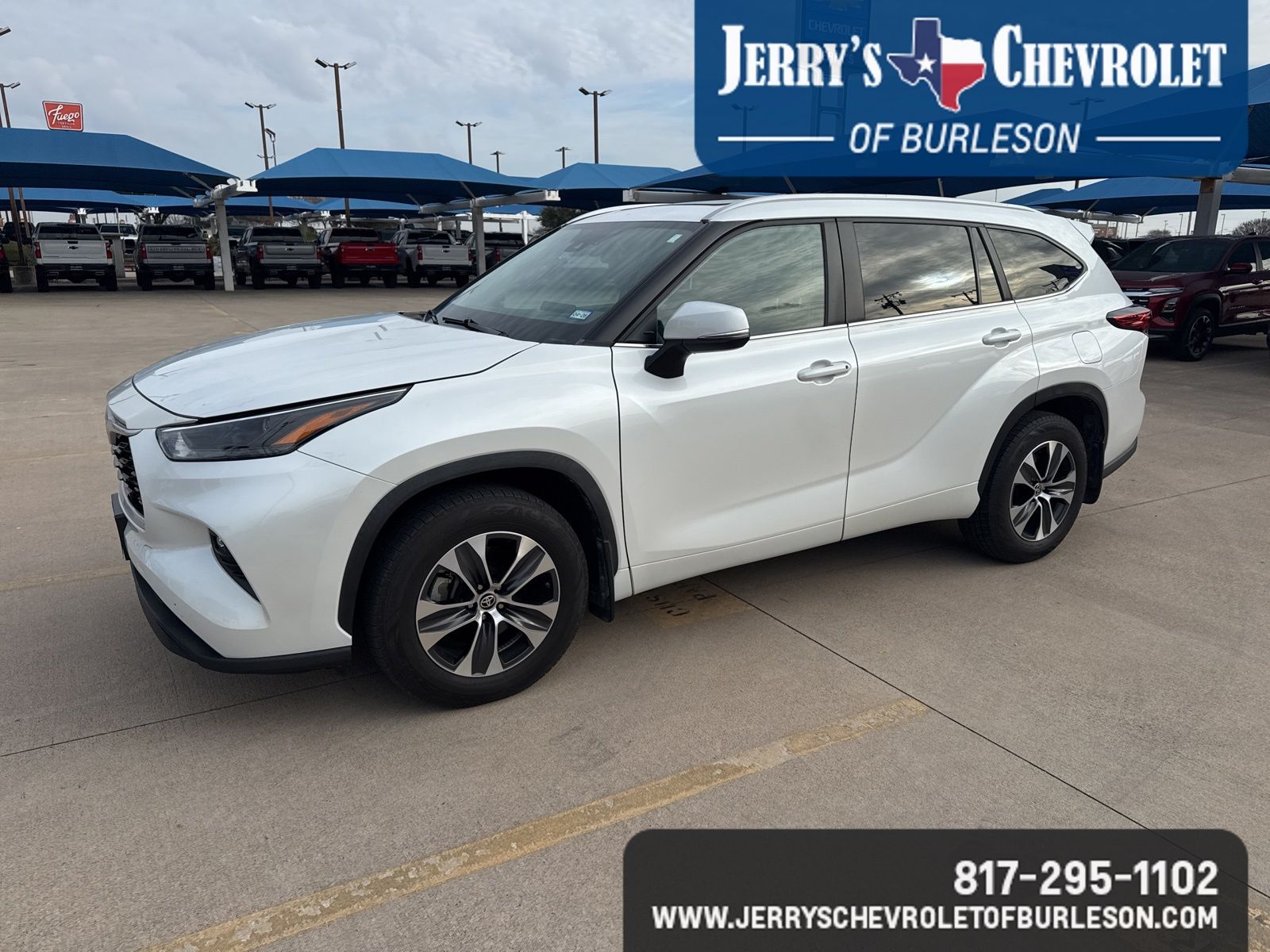 2023 Toyota Highlander XLE