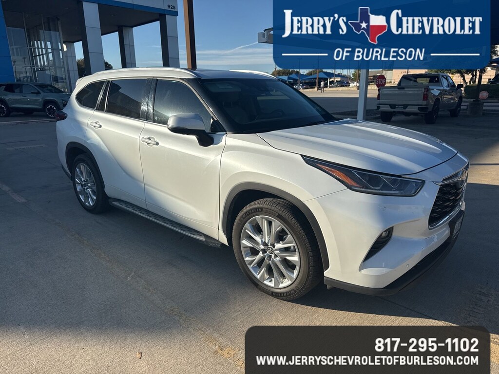 Used 2022 Toyota Highlander Hybrid Limited SUV