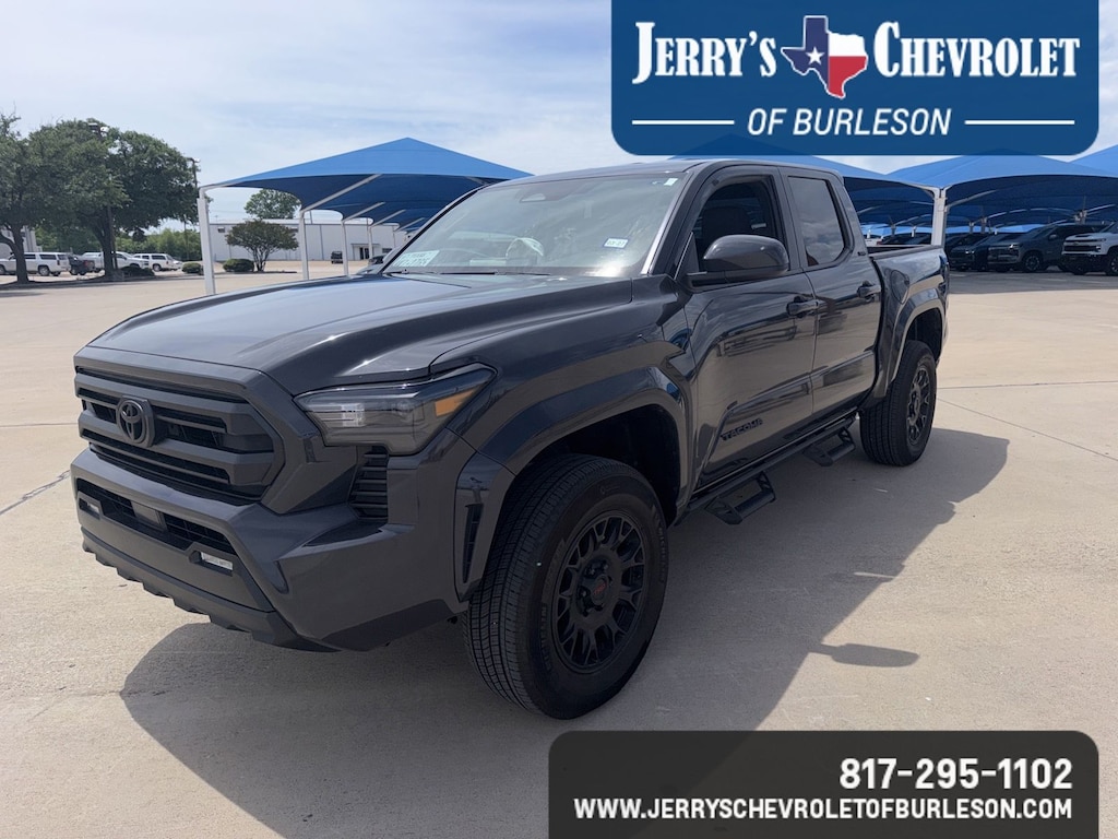 Used 2025 Toyota Tacoma SR5 Truck