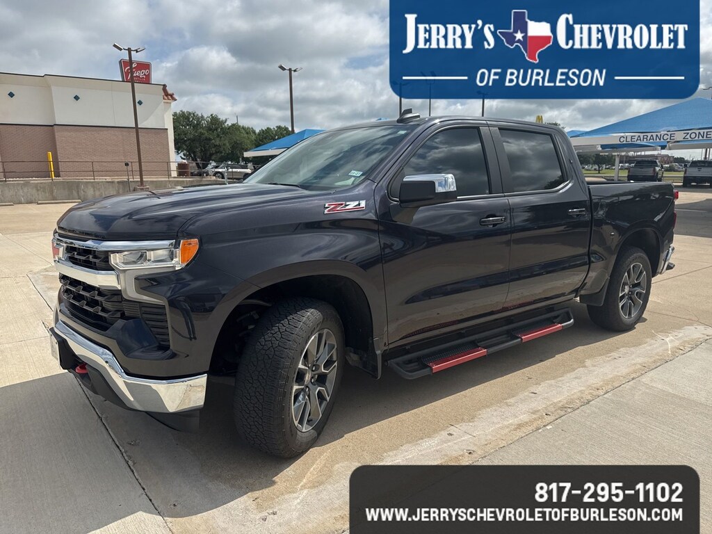 Used 2024 Chevrolet Silverado 1500 LT Truck