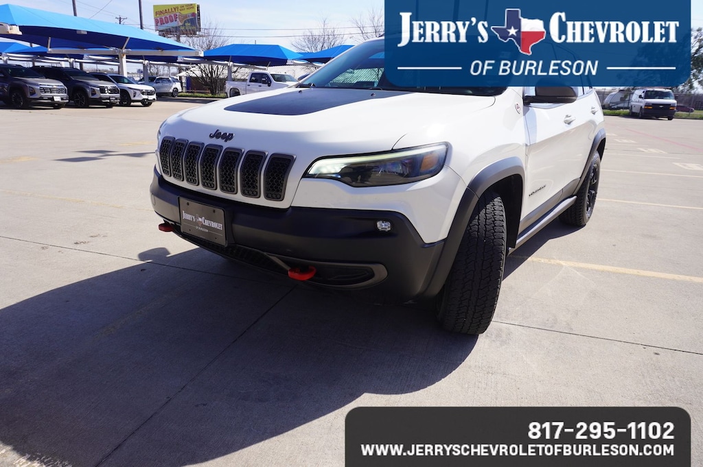 Used 2019 Jeep Cherokee Trailhawk SUV