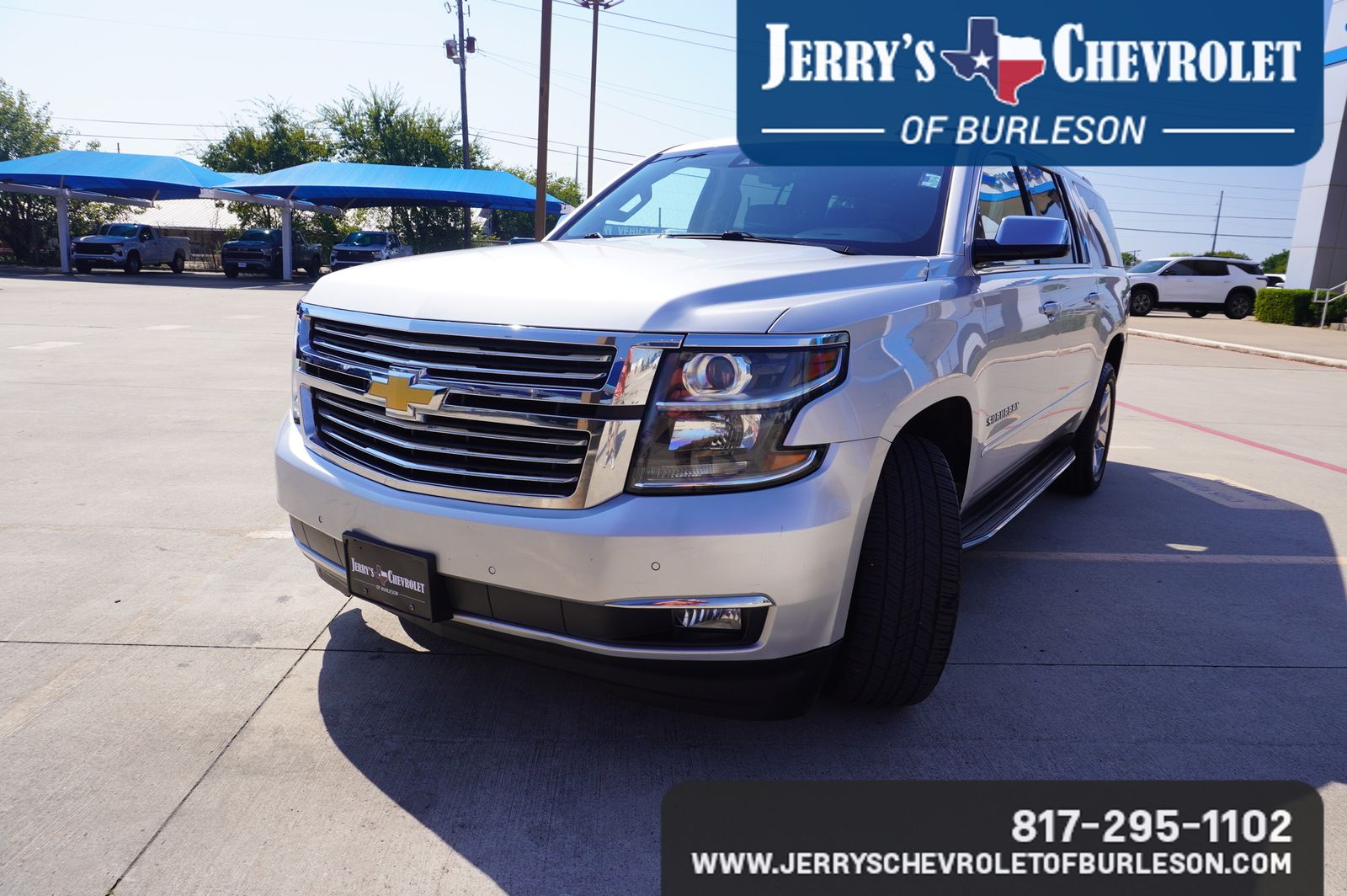2018 Chevrolet Suburban Premier photo 2