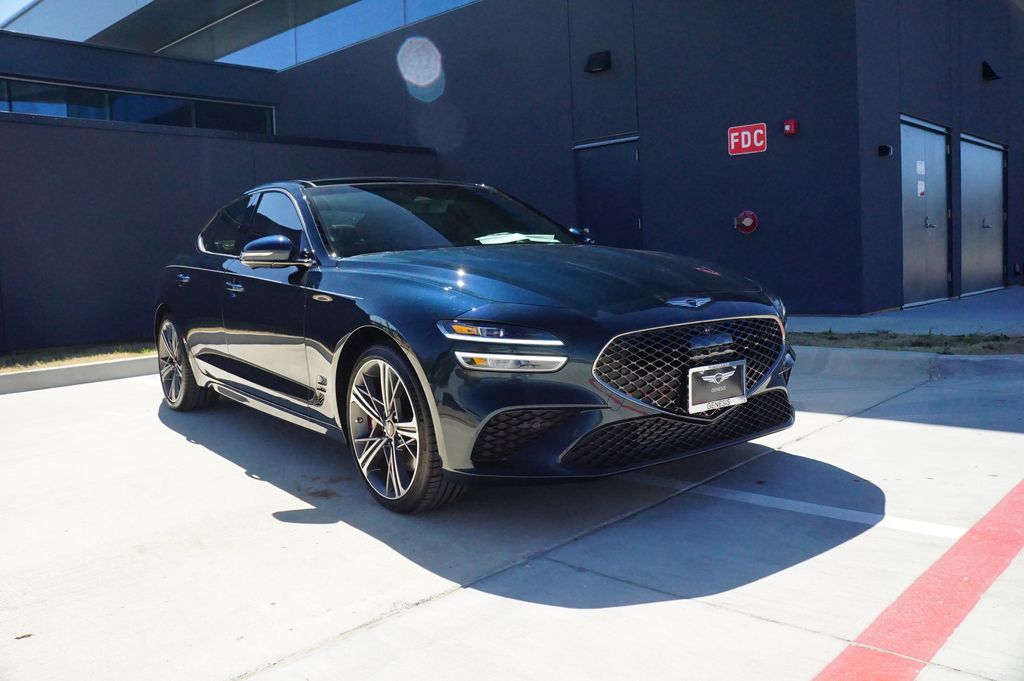 2025 Genesis G70 Sport Advanced's photo