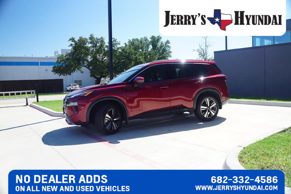 Used 2024 Nissan Rogue SUV