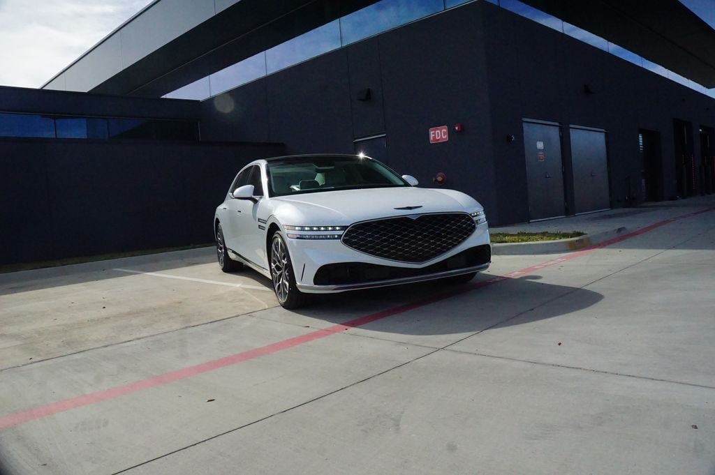 New 2025 Genesis G90 3.5T E-SC Mhev Sedan