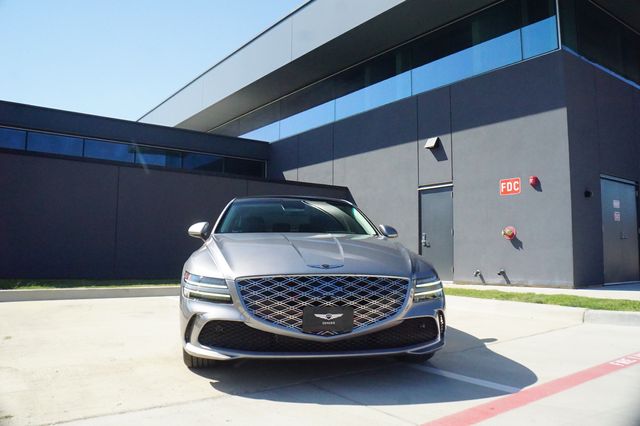 2026 Genesis G80 2.5T Advanced photo 2
