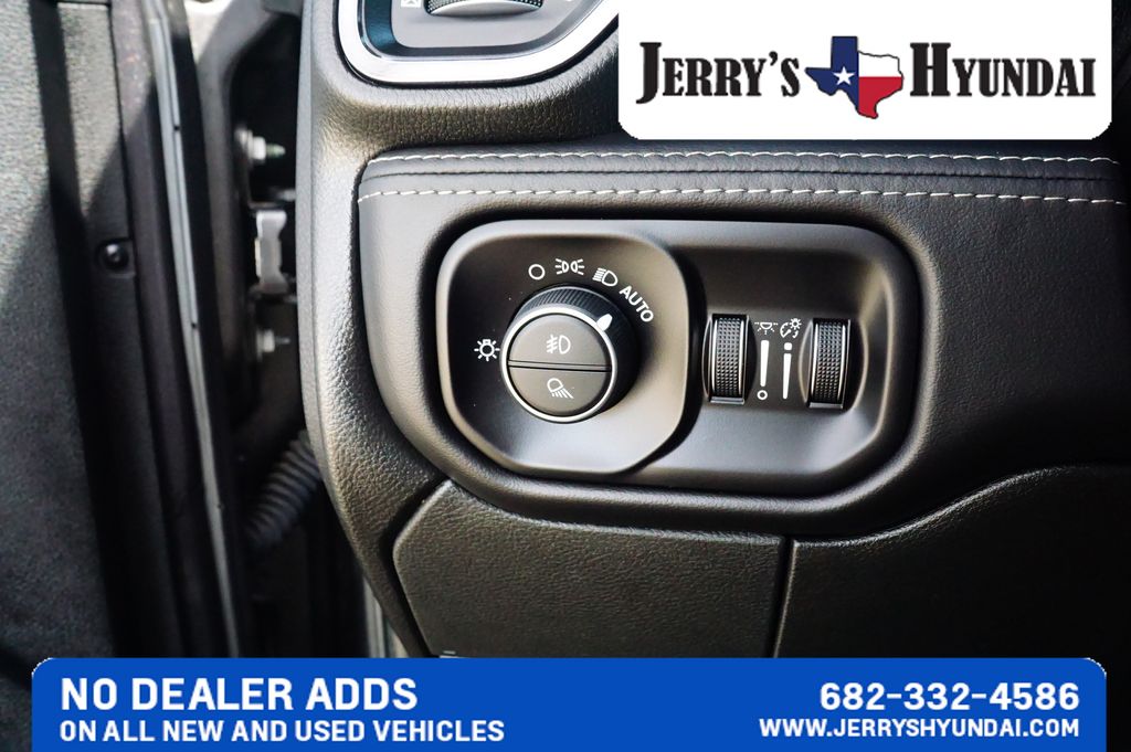 2024 RAM Ram 3500 Pickup Limited - Photo 16