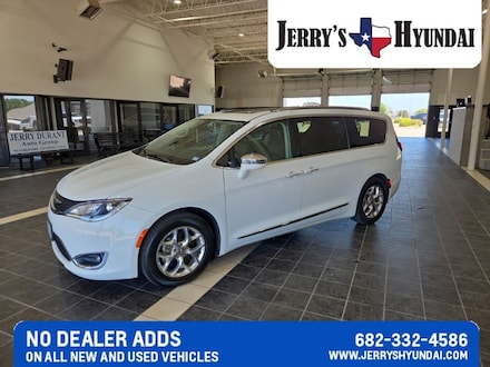 2019 Chrysler Pacifica Van Passenger Van