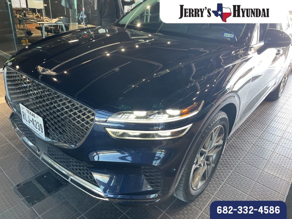 2022 GENESIS GV70 Standard's photo