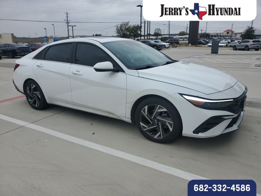 Used 2024 Hyundai Elantra SEL Sedan