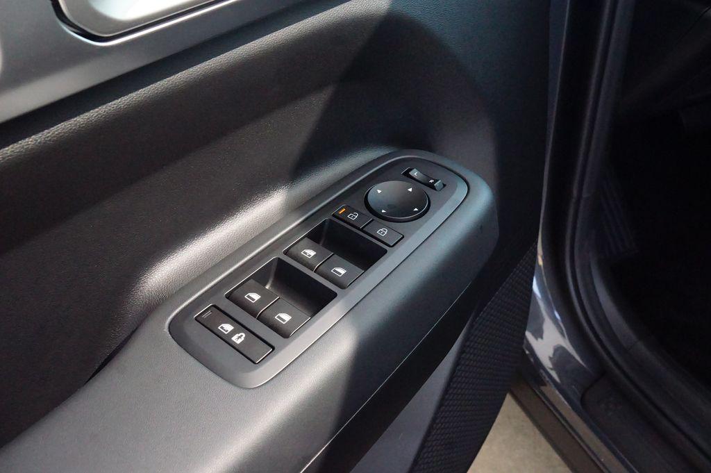 2026 Hyundai Santa Fe SE - Photo 17