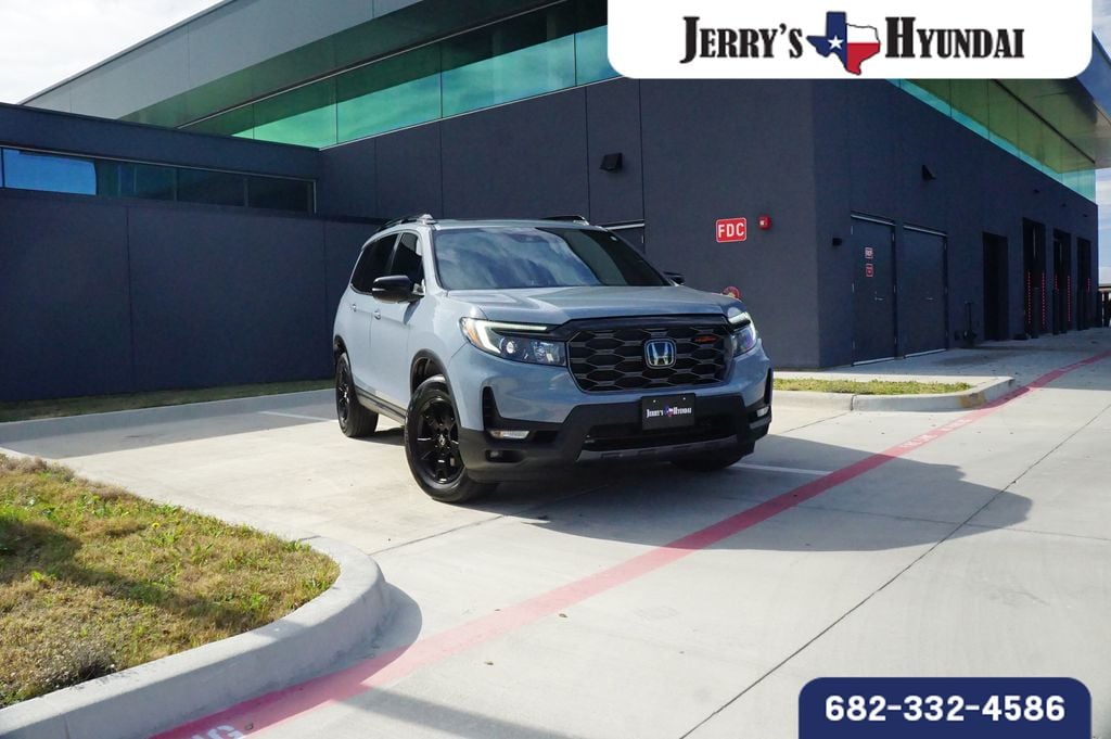 2022 Honda Passport TrailSport's photo