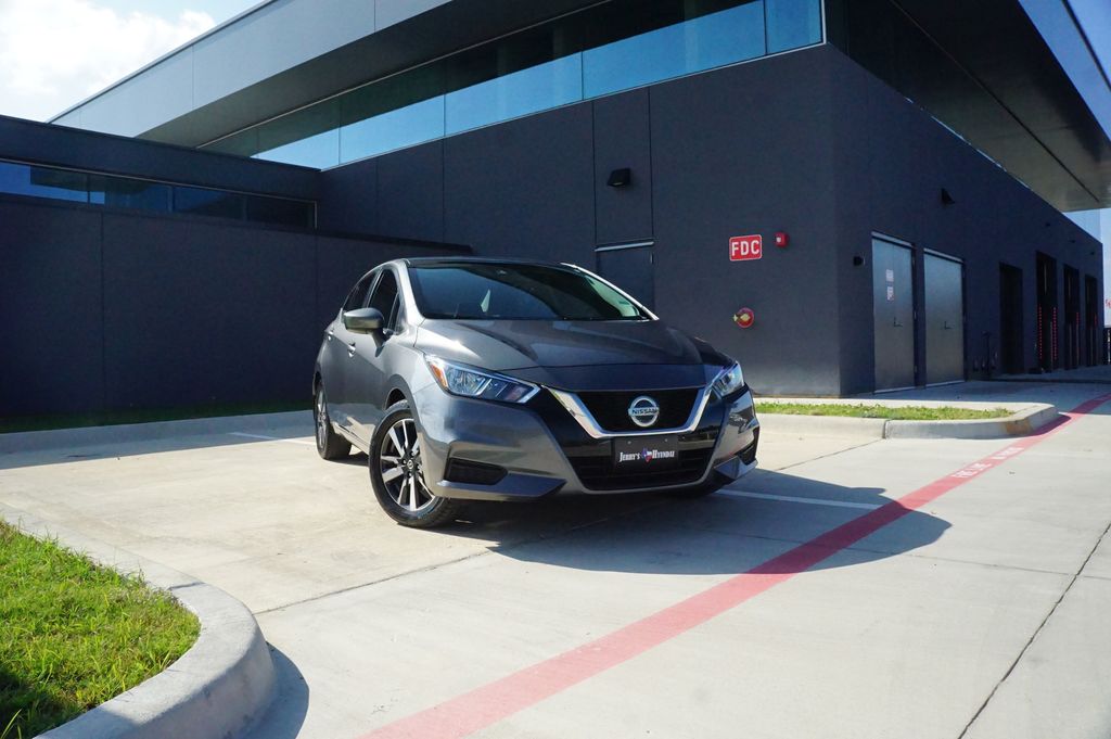 2022 Nissan Versa Sedan SV