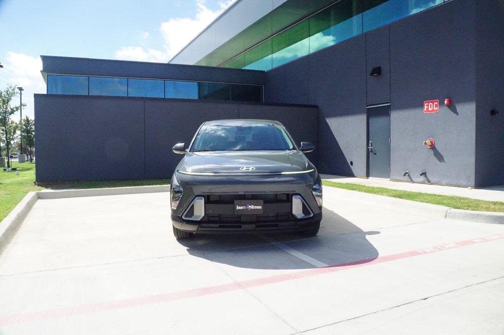 New 2027 Hyundai Kona SE FWD SUV