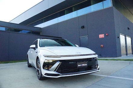 2025 Hyundai Sonata SEL Convenience Sedan