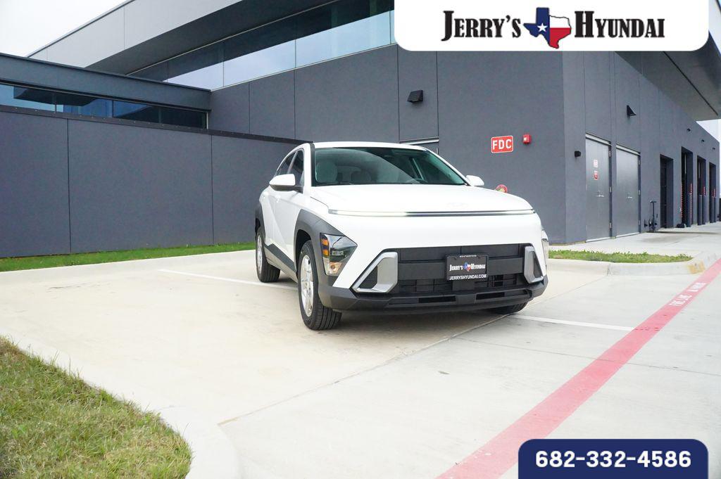 2026 Hyundai Kona SE's photo