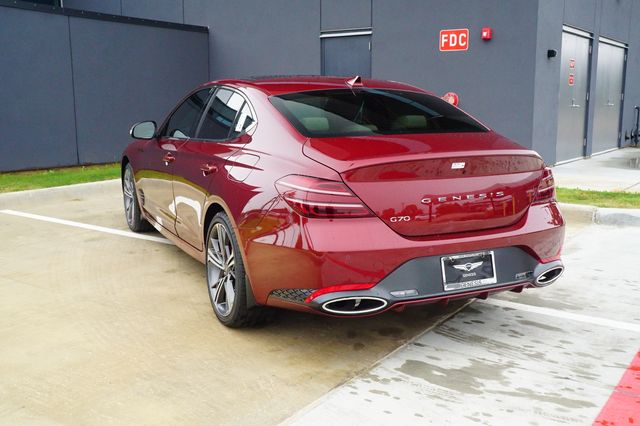 2025 Genesis G70 2.5T Sport Prestige photo 4