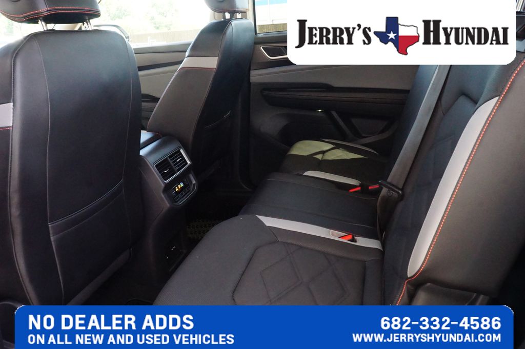 2024 Volkswagen Atlas Atlas Peak Edition - Photo 20