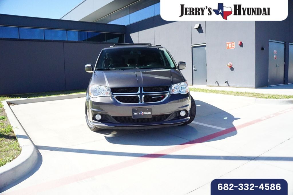 Used 2019 Dodge Grand Caravan SXT with VIN 2C4RDGCG2KR659140 for sale in Weatherford, TX