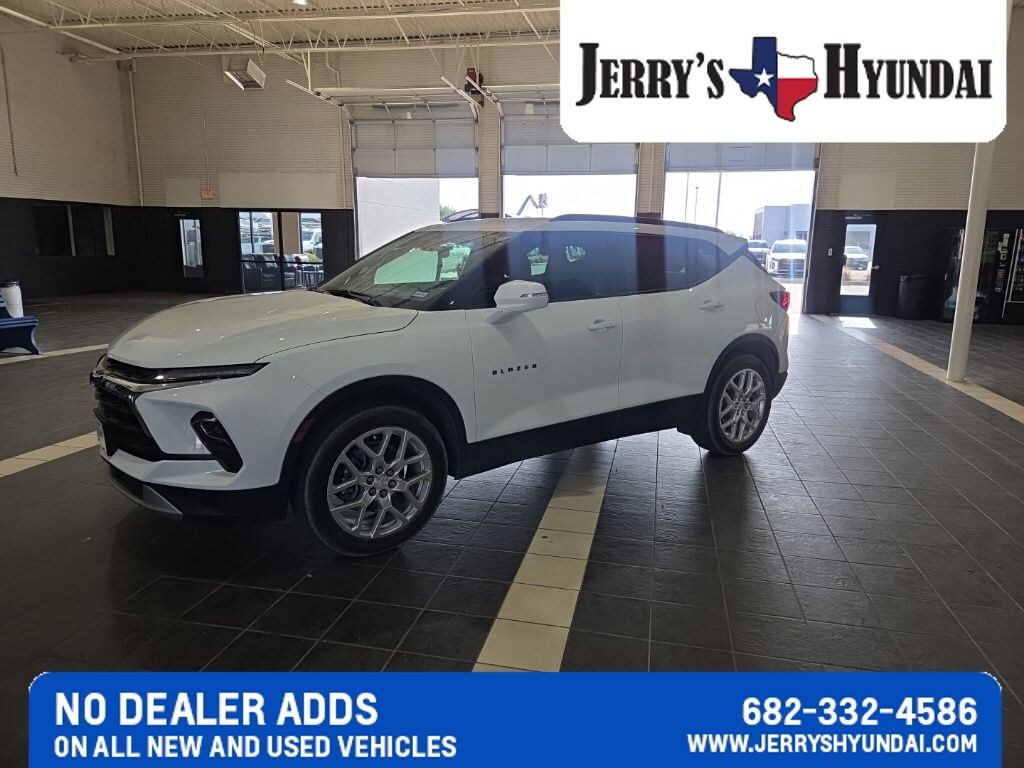 Used 2025 Chevrolet Blazer LT w/3LT SUV