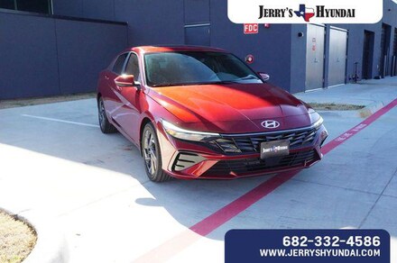 2025 Hyundai Elantra SEL Convenience Sedan