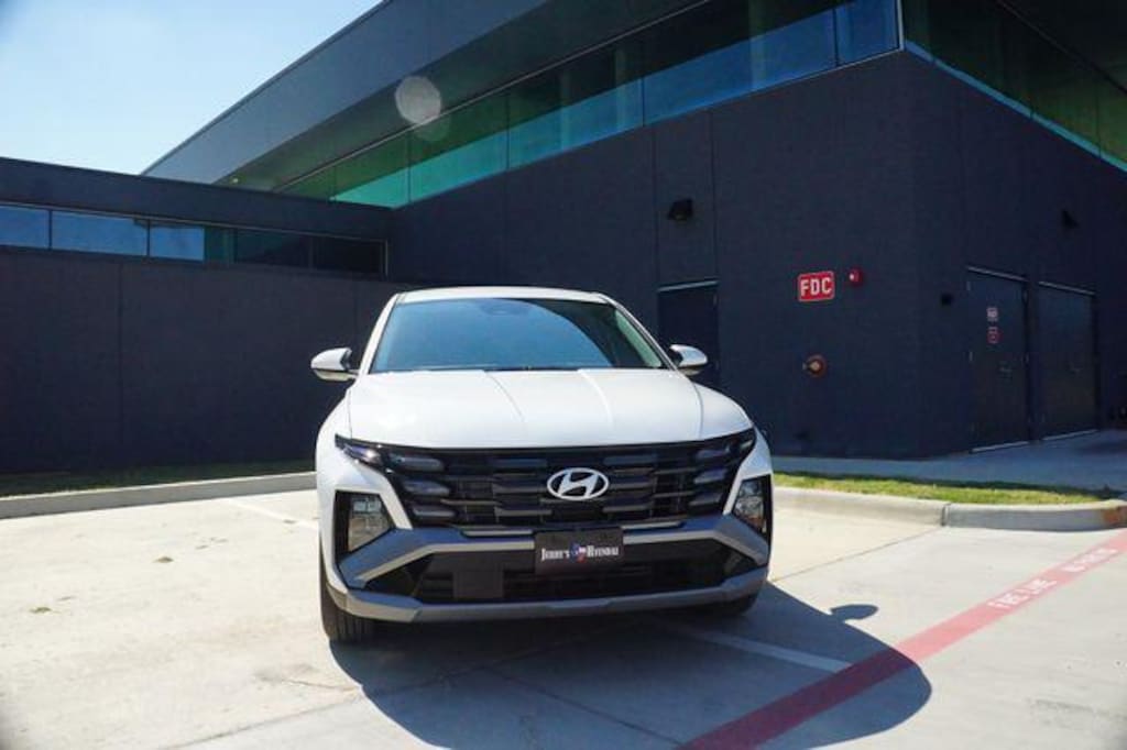 New 2026 Hyundai Tucson SE FWD SUV