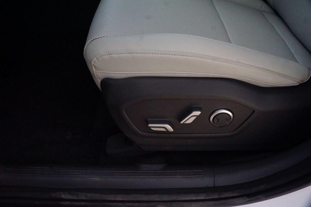 2026 Hyundai Santa Fe SEL - Photo 17