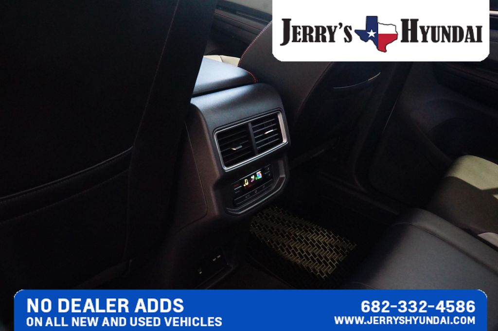 2024 Volkswagen Atlas Atlas Peak Edition - Photo 21