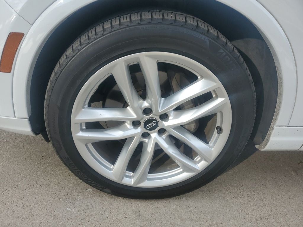 Used 2018 Audi Q7 Prestige with VIN WA1VAAF78JD022653 for sale in Weatherford, TX