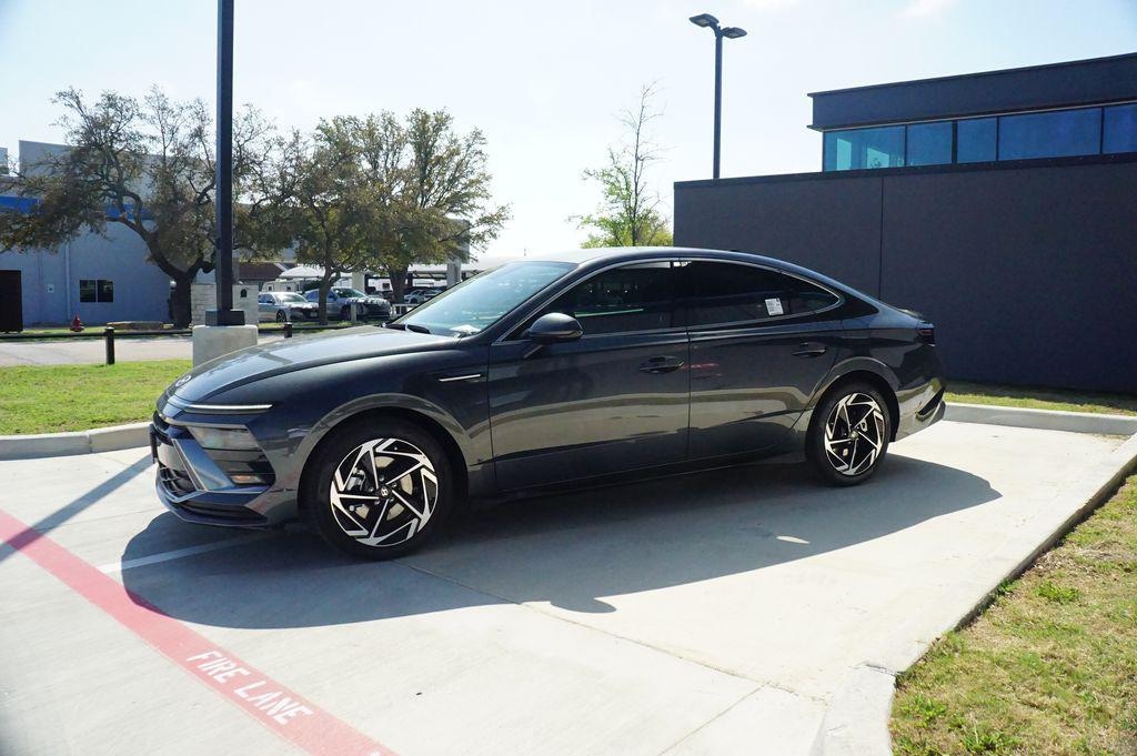 New 2026 Hyundai Sonata SEL Sport Sedan