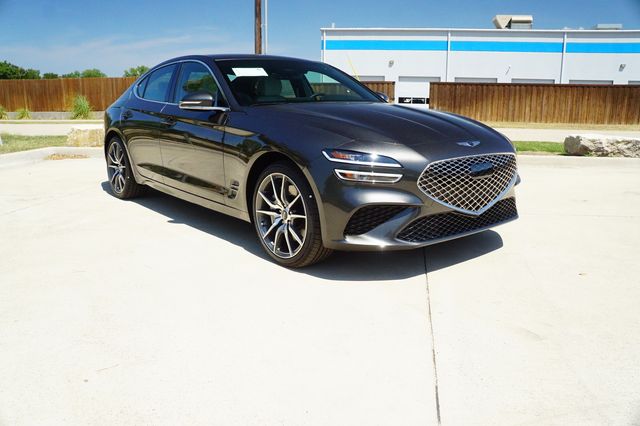 2025 Genesis G70 2.5T photo 3