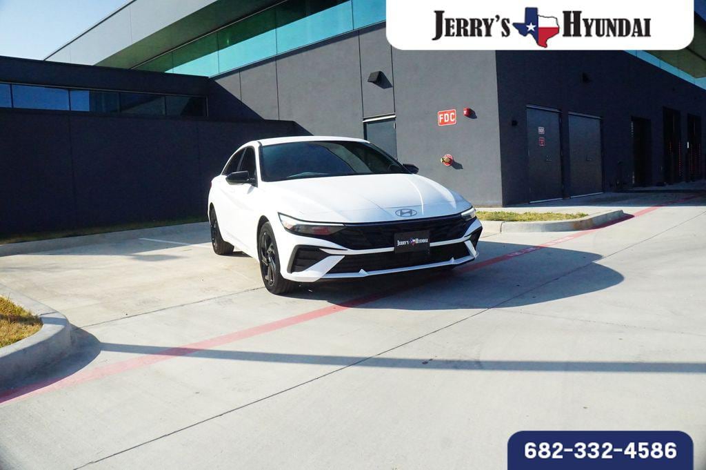 2026 Hyundai Elantra Blue's photo