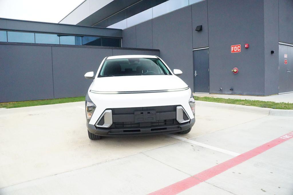 New 2026 Hyundai Kona SE FWD SUV